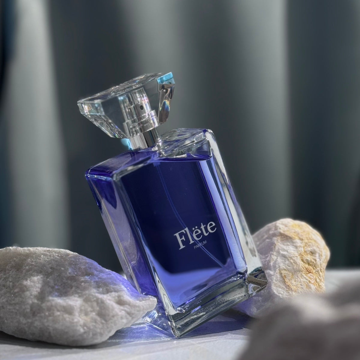 希少 極美品 Flete フレーテ パルファム 100ml 香水 Flete PARFUM Amethyst (香水)